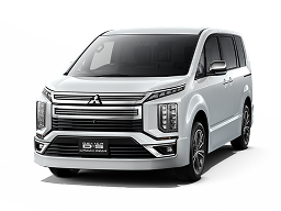 デリカD:5 URBAN GEAR